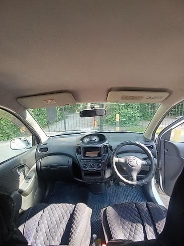 дешев: Toyota Funcargo: 2003 г., 1.3 л, Автомат, Бензин, Минивэн — 8