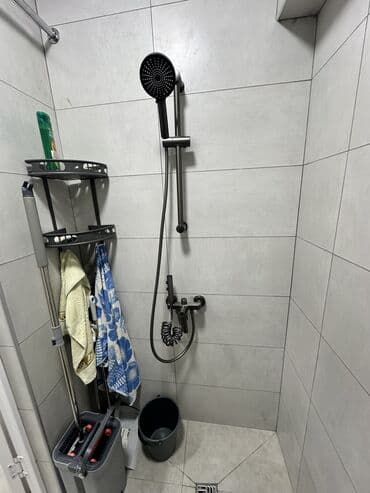 дом 3 комнаты: 3 комнаты, Душевая кабина, Постельное белье, Бытовая техника — 6