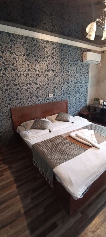 сдаю дом в бишкеке: Студия, Душ кабинасы, Жаздык, жууркан-төшөк каптары, Кондиционер — 1