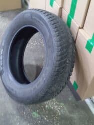 18 разноширокие: Шины 235 / 65 / R 18, Зима, Б/у, Комплект, Maxtrek — 2