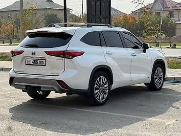 audi s8: Toyota Highlander: 2021 г., Гибрид, Кроссовер — 4