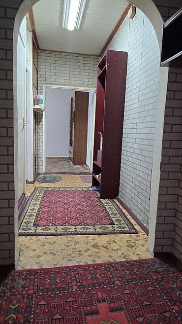 Квартиры: 2 комнаты, 69 м², 106 серия, 9 этаж, Требуется ремонт — 8