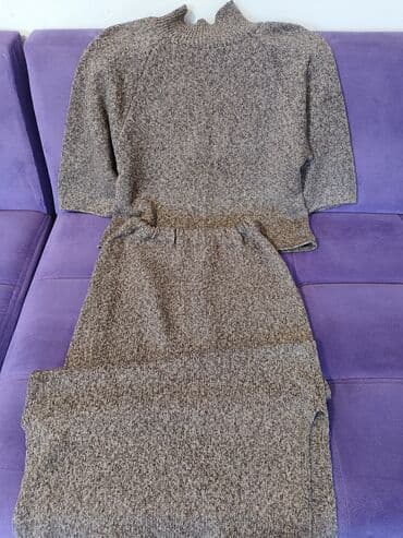 оборудование для нижнего белья: Блузка 300 с
Вязаная двойка 300 с - продана ❗
Жилеты по 300 с — 5