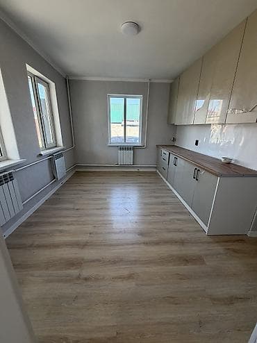Үйлөр: 🏡 Продаётся светлый и очень уютный дом для семьи 🤍 Дом новый, тёплый — 6