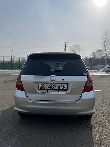 toyota corolla 2002: Honda Fit: 2001 г., 1.3 л, Вариатор, Бензин — 2