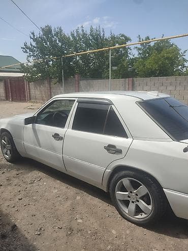 лимузин продаю: Mercedes-Benz E-Class: 1990 г., 2 л, Автомат, Бензин, Седан — 1