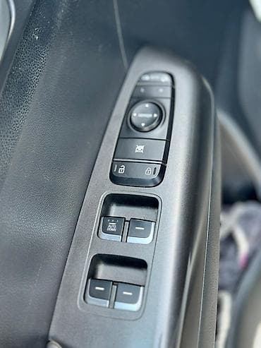 abs: Kia Sportage: 2018 г., 2 л, Автомат, Дизель, Внедорожник — 4