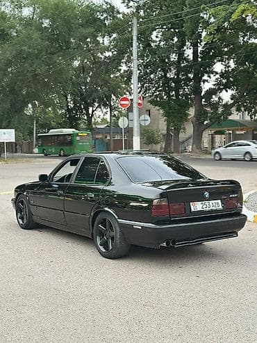 Унаа сатуу: BMW 5 series: 1991 г., 2.5 л, Кол менен иштөөчү, Бензин, Седан — 8