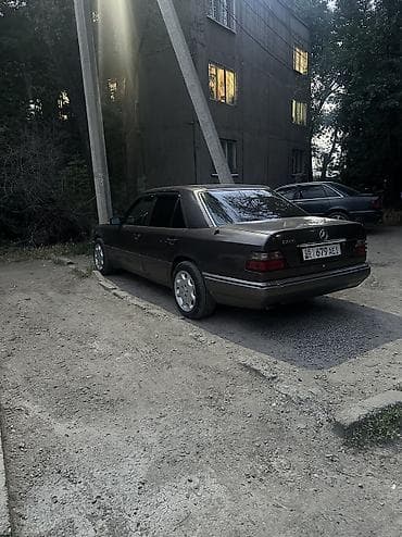 ml 163: Mercedes-Benz W124: 1993 г., 2.2 л, Механика, Бензин, Седан — 9