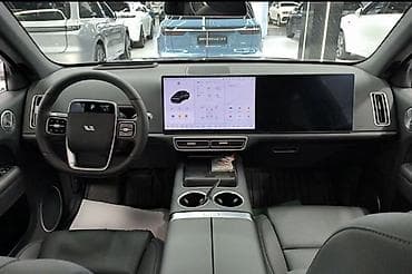 Geely: Zeekr : | 2025 г. Кроссовер — 5