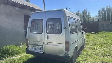 stepwgn rg: Ford Transit: 1991 г., 2 л, Ручные, Бензин, Бус — 3