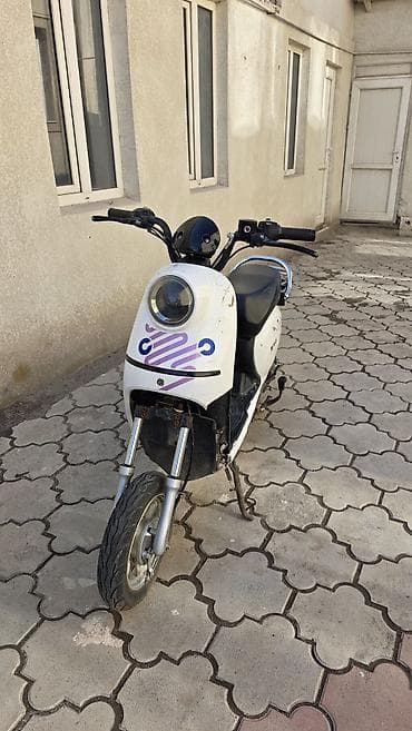 Скутеры: СРОЧНО ПРОДАЮ Электроскутер, есть косметические недочёты, а так внутри — 6