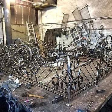 установка забора цена: Изготовление оградок Оградки на заказ готовые оградки Мусулманские — 2