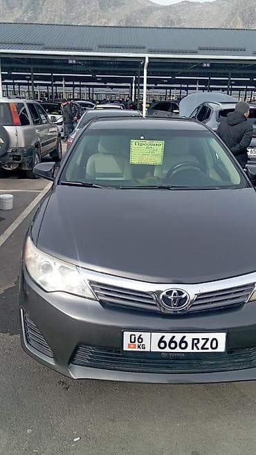 танк авто: Toyota Camry: 2014 г., 2.5 л, Вариатор, Гибрид, Седан — 4