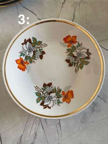 чач алгыч машинка: СРОЧНО‼️‼️ Продаю посуду. 2) 4 шт. каждая по 200 сом Диаметр 30 см 3) — 3