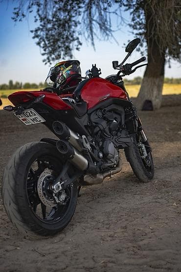 дукати 999: Ducati monster 937 + 2021 год !Мотоцикл–нейкед, красный, класс — 5