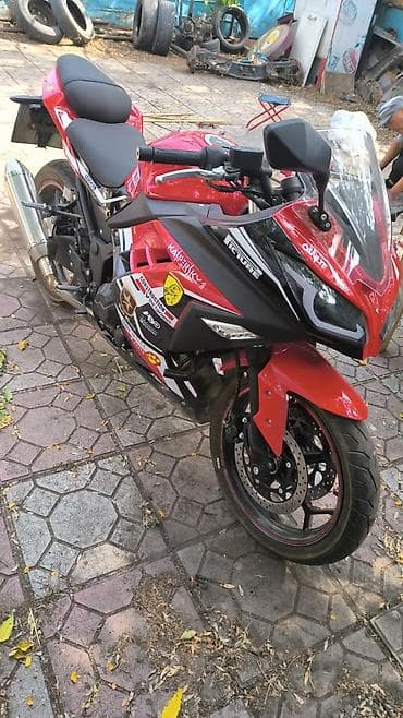 сурф surf: В наличие имеется весь пластик( новый комплект)черного цвета + бак — 10