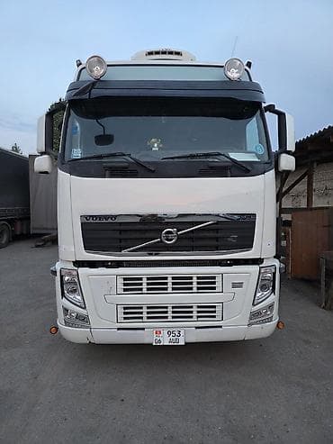 hundai gets: Тягач, Volvo, Тентованный — 2