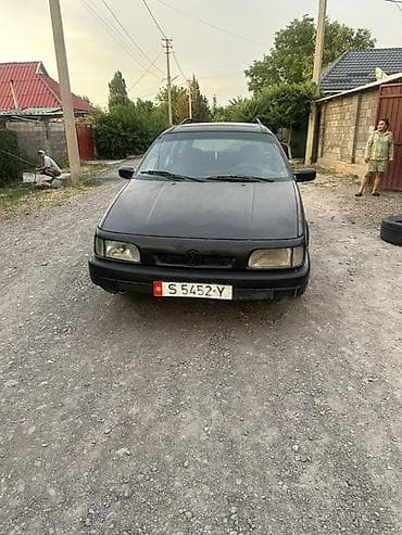 Унаа сатуу: Volkswagen Passat Variant: 1991 г., Кол менен иштөөчү, Универсал — 3