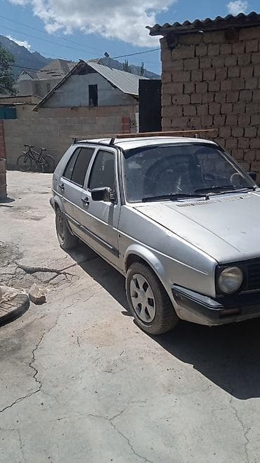 скупка авто: Volkswagen Golf: 1989 г., 1.8 л, Механика, Бензин, Хэтчбэк — 3