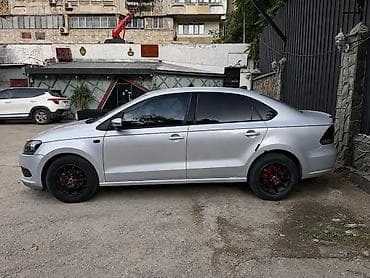 mini cuper: Volkswagen Polo: 2011 г., 1.6 л, Автомат, Бензин, Седан — 3