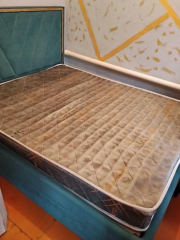 буу спалный: Кровать двуспальная с мягкимх изголовьем + матрас - Размер спального — 3