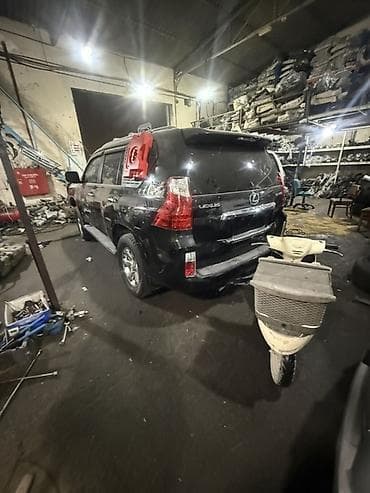 Автокосметика: На разбор: Lexus GX460, 2011 год. Автомобиль полностью комплектный — 3