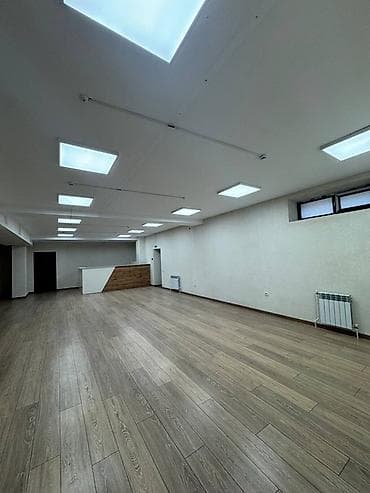 Кыймылсыз мүлк: Сдаю помещение! 200 м² Адрес: Скрябина 50а ❗️Цокольный этаж Цена — 4