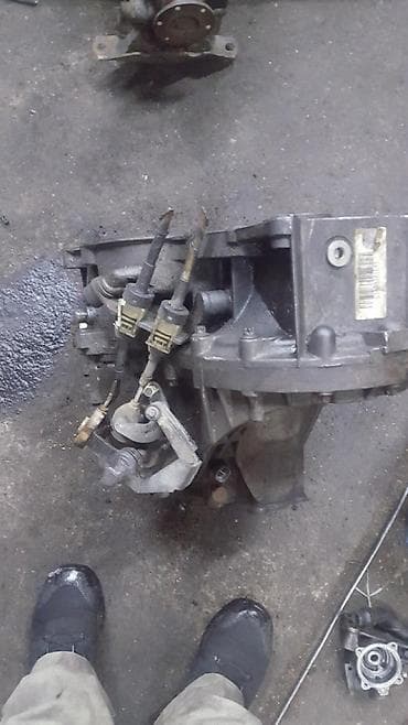 opel: Opel Astra коробка передач механика пятиступка 2001 год — 1