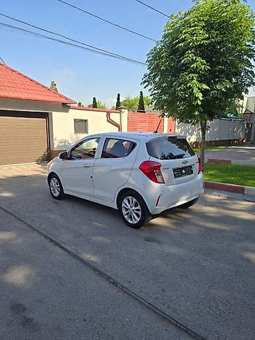 Продажа авто: Chevrolet Spark: 2021 г., 1 л, Автомат, Бензин, Хэтчбэк — 5