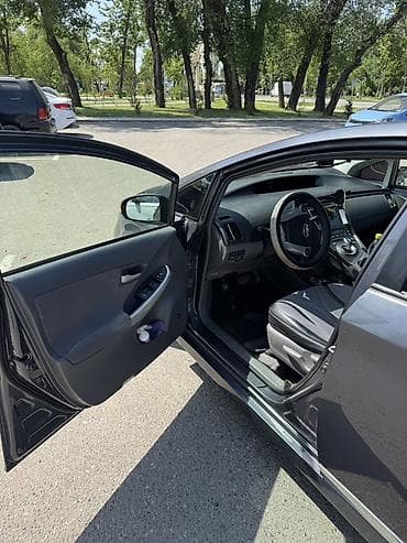 машина тойота гибрид: Toyota Prius: 2010 г., 1.8 л, Автомат, Гибрид, Хэтчбэк — 6
