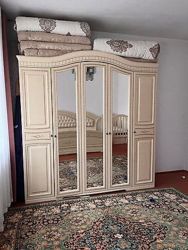 Үй жана бакча: Уктоочу бөлмө гарнитуру, Колдонулган, Эки кишилик керебет, Шкаф, Трюмо, Кыргызстан, Жыгач, Өзү алып кетүү, түсү - Саргыч боз — 4