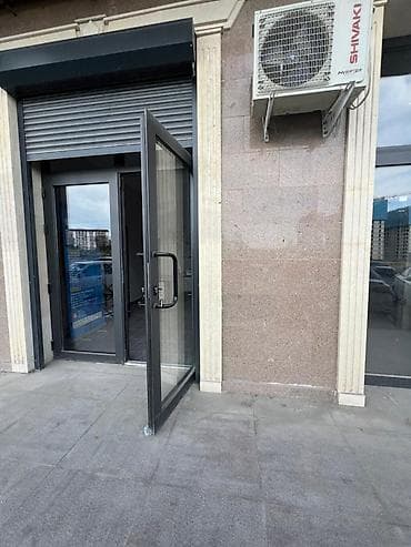 надпись открыто: Продажа офисов 25 м², С ремонтом, С мебелью, Многоэтажное здание, 1 этаж — 4