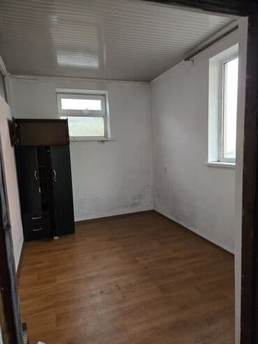 дома из контейнеров цена: 10 м², 1 комната, Утепленный, Парковка — 4