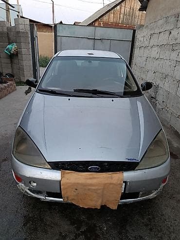 byd e1: Ford Focus: 1998 г., 1.8 л, Механика, Бензин, Хэтчбэк — 6