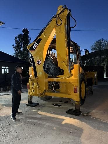 мин булак: Экскаватор, Caterpillar, Дөңгөлөктүү — 4