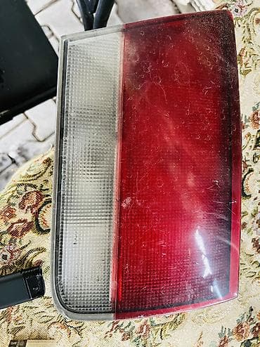 mini led: Задний левый стоп-сигнал Mazda 1997 г., Б/у, Оригинал, Япония — 1