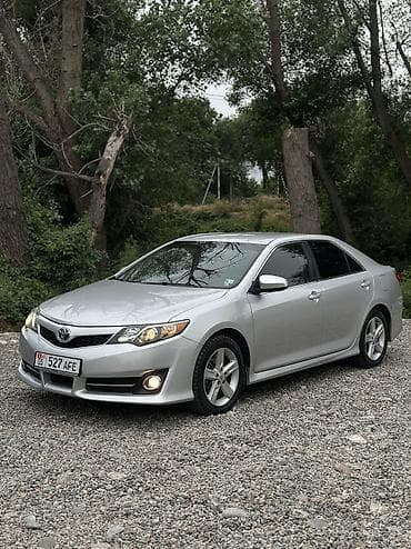 2 8: Toyota Camry: 2012 г., 2.5 л, Автомат, Бензин, Седан — 2