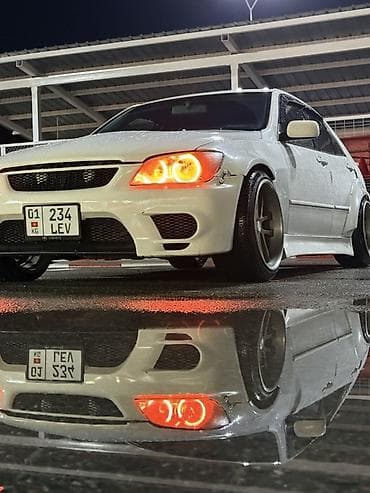 Toyota Altezza: 2003 г., 0.2 л, Автомат, Бензин, Седан