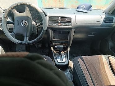хетчбек: Volkswagen Golf: 2002 г., 1.6 л, Автомат, Бензин, Хэтчбэк — 1