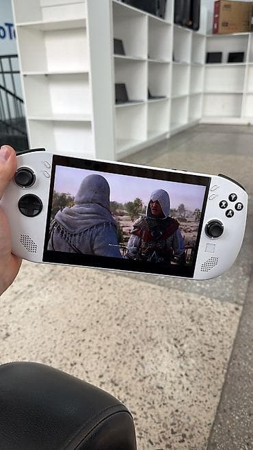 Видеоигры: Lenovo Legion Go S Процессор Ryzen Z2 Go SSD 1TB OZU 32gb Экран 8 — 3