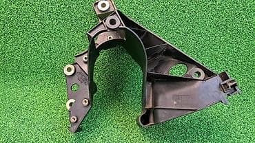 bmv e: Кронштейн масляного фильтра Е53 8 250 435 Год 2003 В отличном — 3