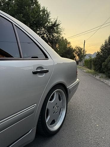 Mercedes-Benz E-Class: 1998 г., 4.3 л, Автомат, Бензин, Седан — 7