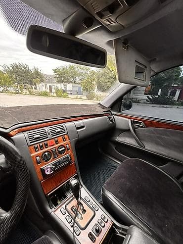 Транспорт: Mercedes-Benz E-Class: 2000 г., 3.2 л, Автомат, Дизель, Седан — 9