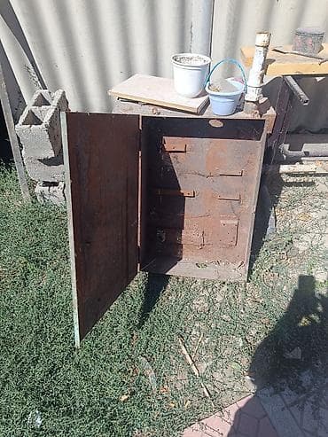 Окна и комплектующие: Шкаф для инструментов, В наличии — 1