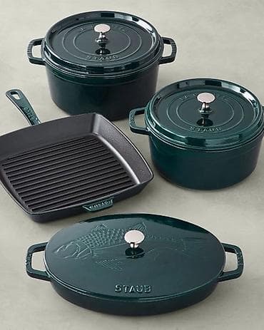 Чугунная посуда STAUB + керамическая форма-тыква Набор премиальной at lalafo.kg Чугунная посуда STAUB + керамическая форма-тыква Набор премиальной