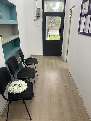 барбер: Небольшое нежилое помещение под офис/услуги. Адрес: Исанова Жибек Жолу — 3