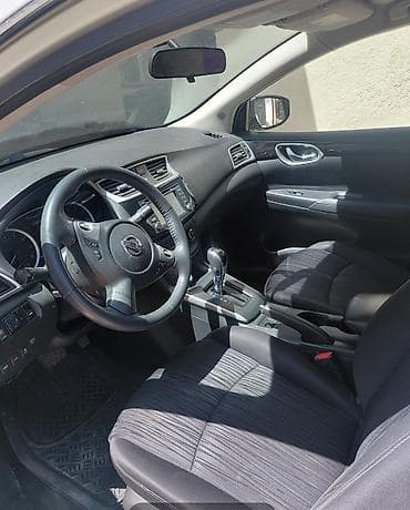 01: Nissan Sentra: 2017 г., 1.8 л, Вариатор, Бензин, Седан — 5