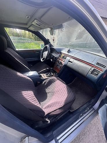 мт 09: Mercedes-Benz E-Class: 1998 г., 2 л, Механика, Газ, Седан — 5