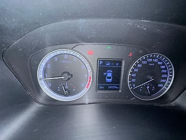 Продажа авто: Hyundai Sonata: 2018 г., 2 л, Автомат, Газ, Седан — 2